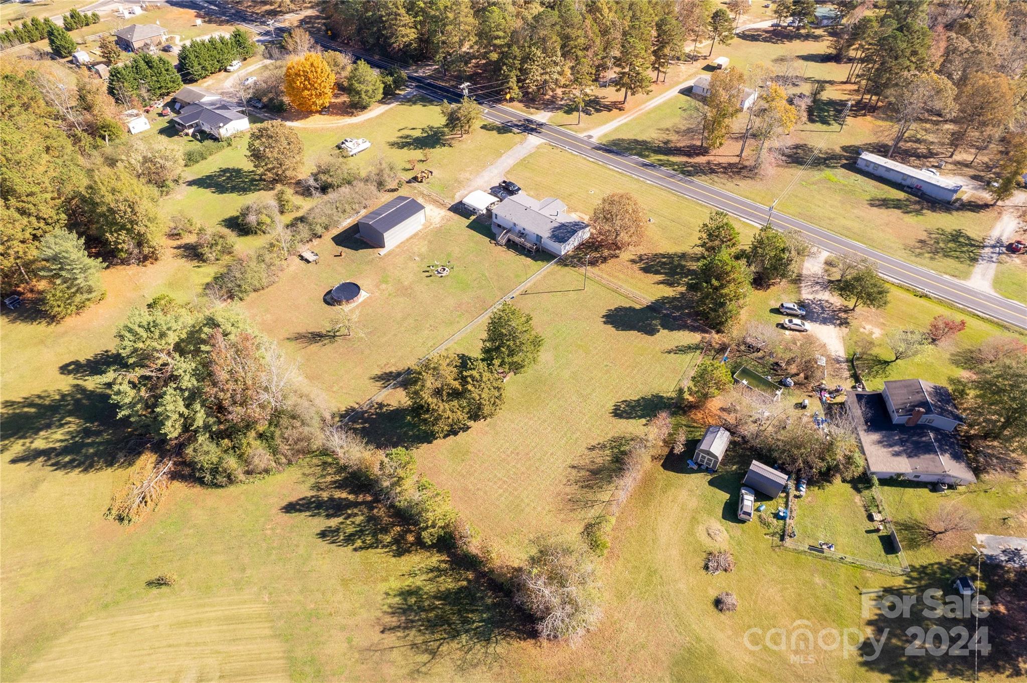 1813 Lincoln Road York, SC 29745 - Photo 33 of 39 Gallery Image 33
