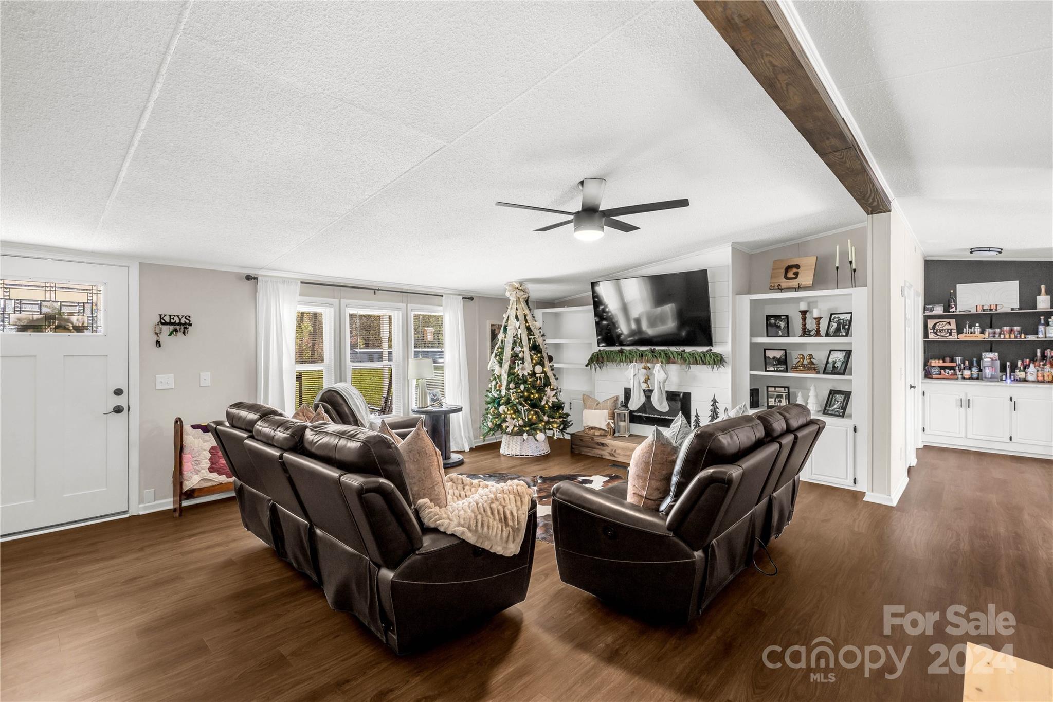 1813 Lincoln Road York, SC 29745 - Photo 4 of 39 Gallery Image 4