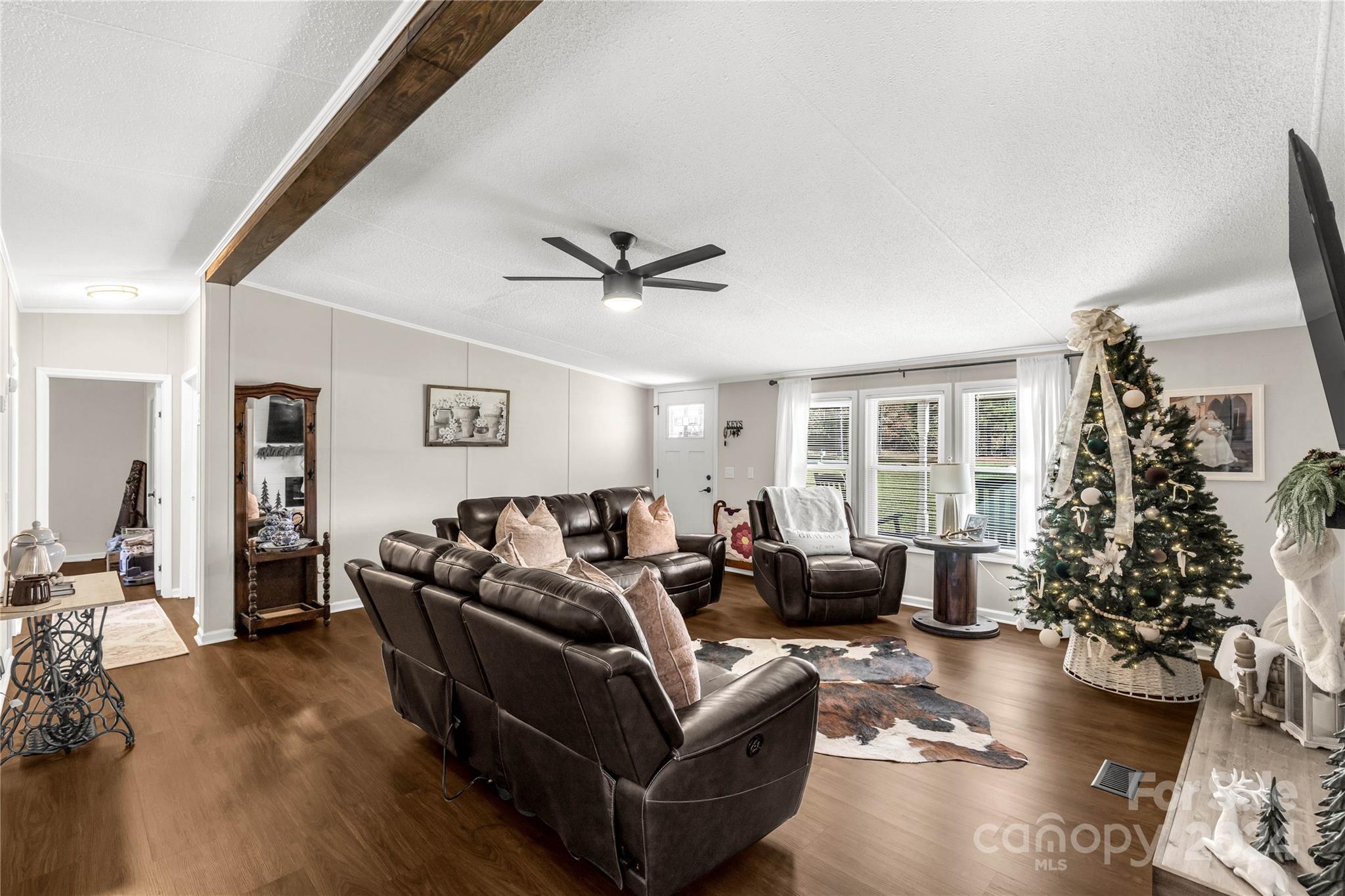 1813 Lincoln Road York, SC 29745 - Photo 5 of 39 Gallery Image 5