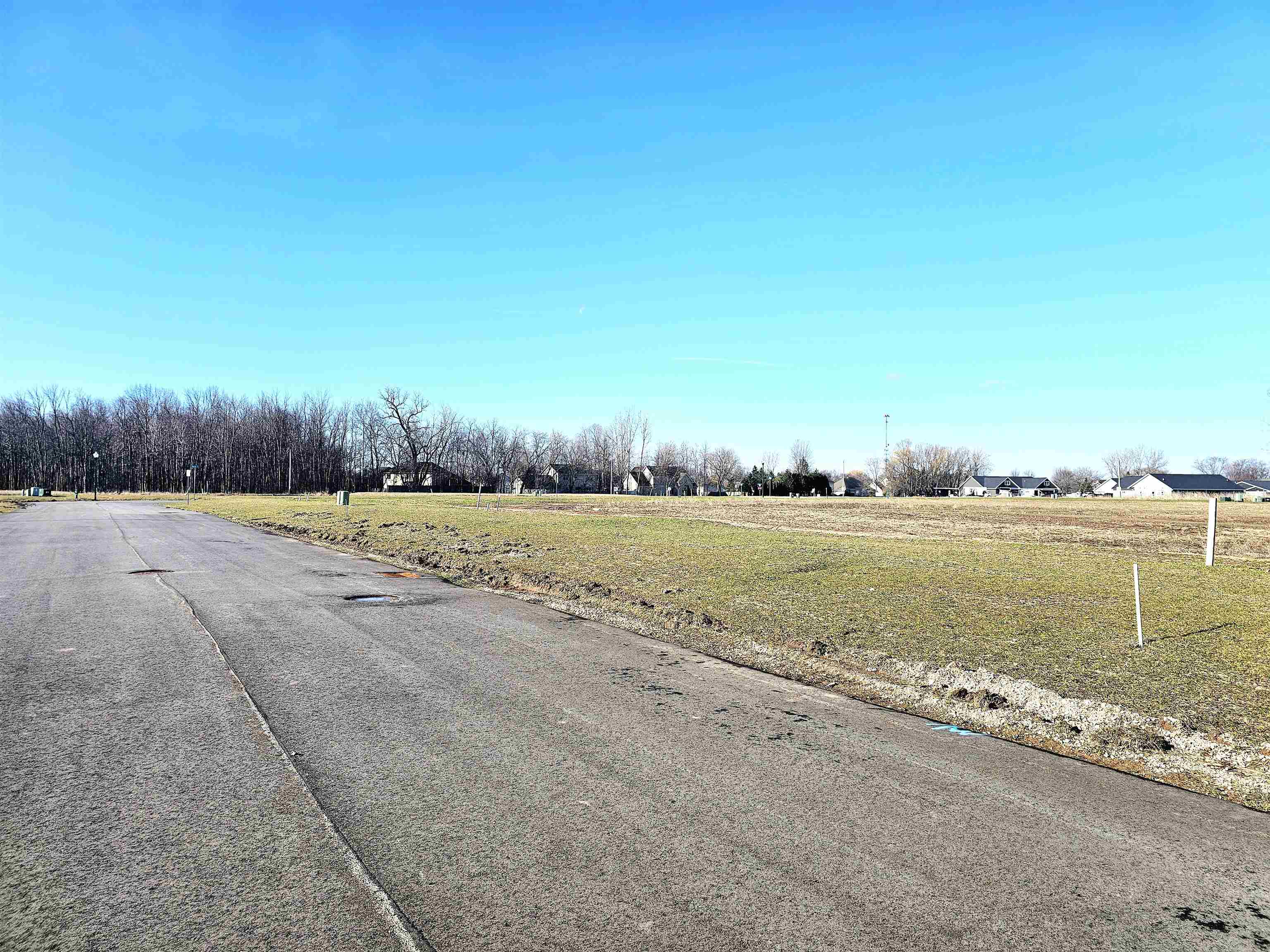 2159 East Resunga Court, Unit 18 Appleton, WI 54915 - Photo 3 of 16