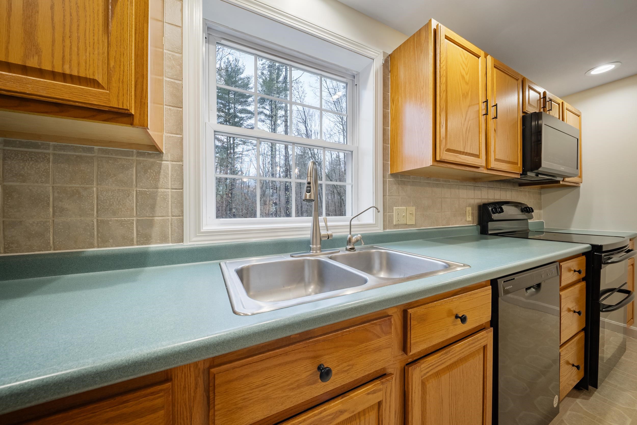 24 Prescott Road Epping, NH 03042 - Photo 15 of 48