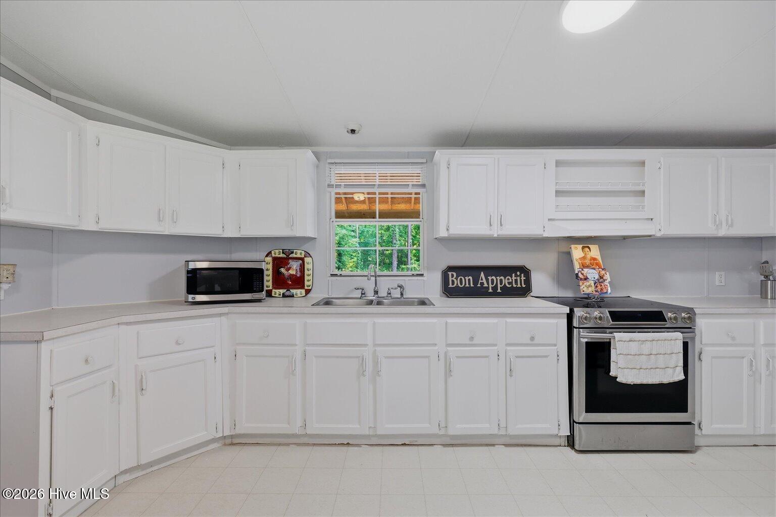 1223 Arvida Spur Road Rocky Point, NC 28457 - Photo 6 of 42