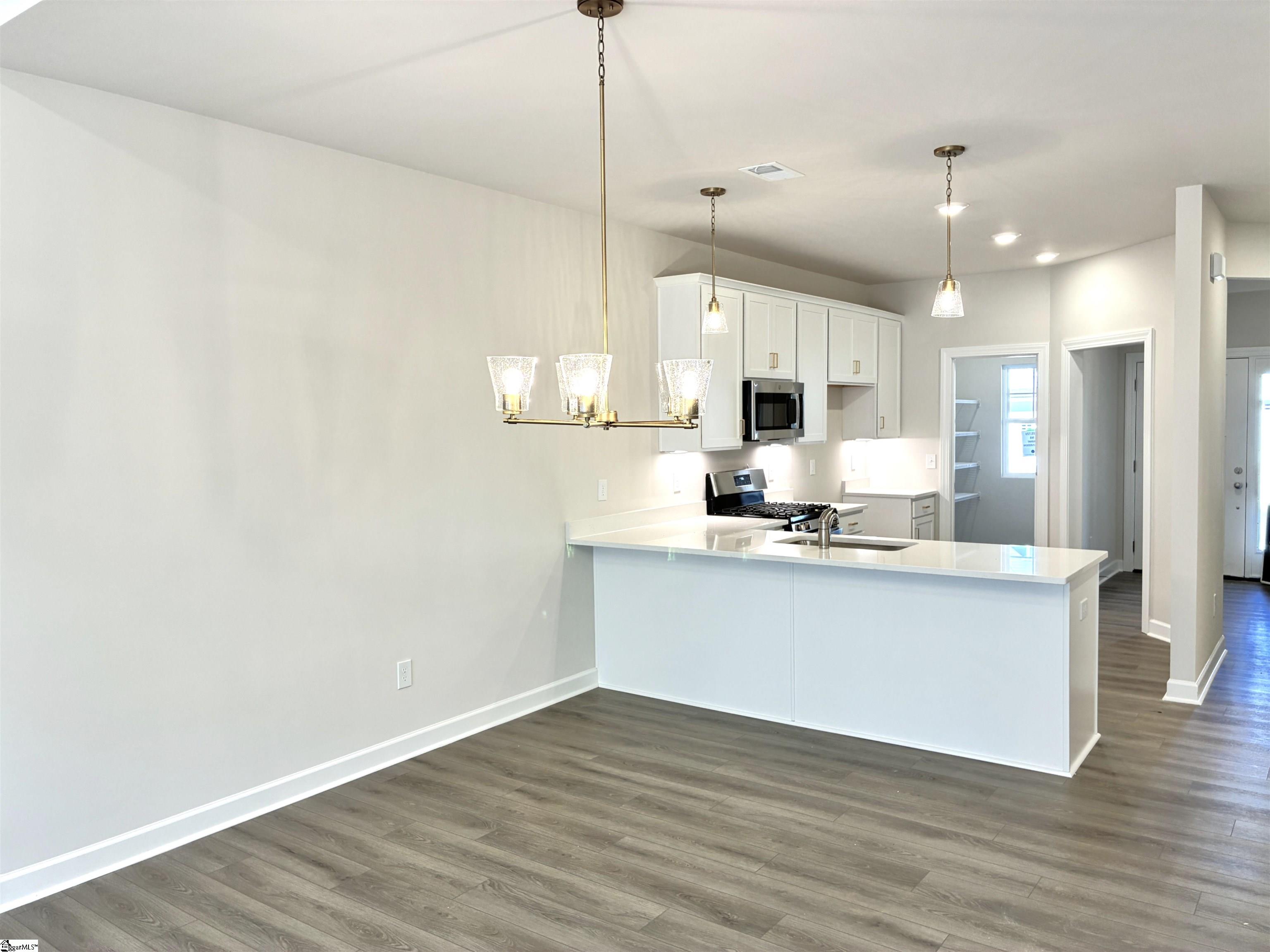 237 Taylor Woods Court Greenville, SC 29607 - Photo 10 of 26