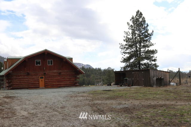 948 Swanson Mill Road Tonasket, WA 98855 - Photo 17 of 23 Gallery Image 17