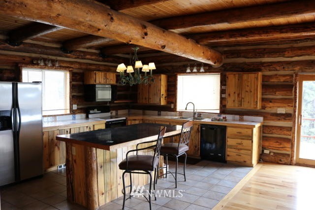 948 Swanson Mill Road Tonasket, WA 98855 - Photo 3 of 23 Gallery Image 3