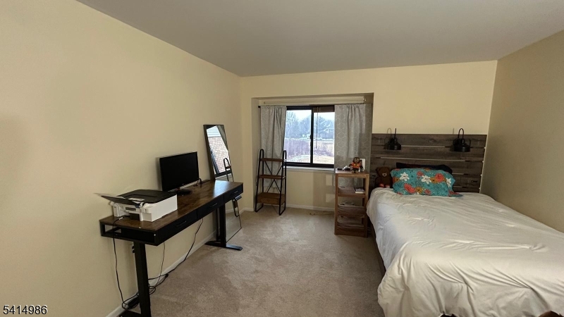 606 Robin Road Hillsborough, NJ 08844 - Photo 11 of 18