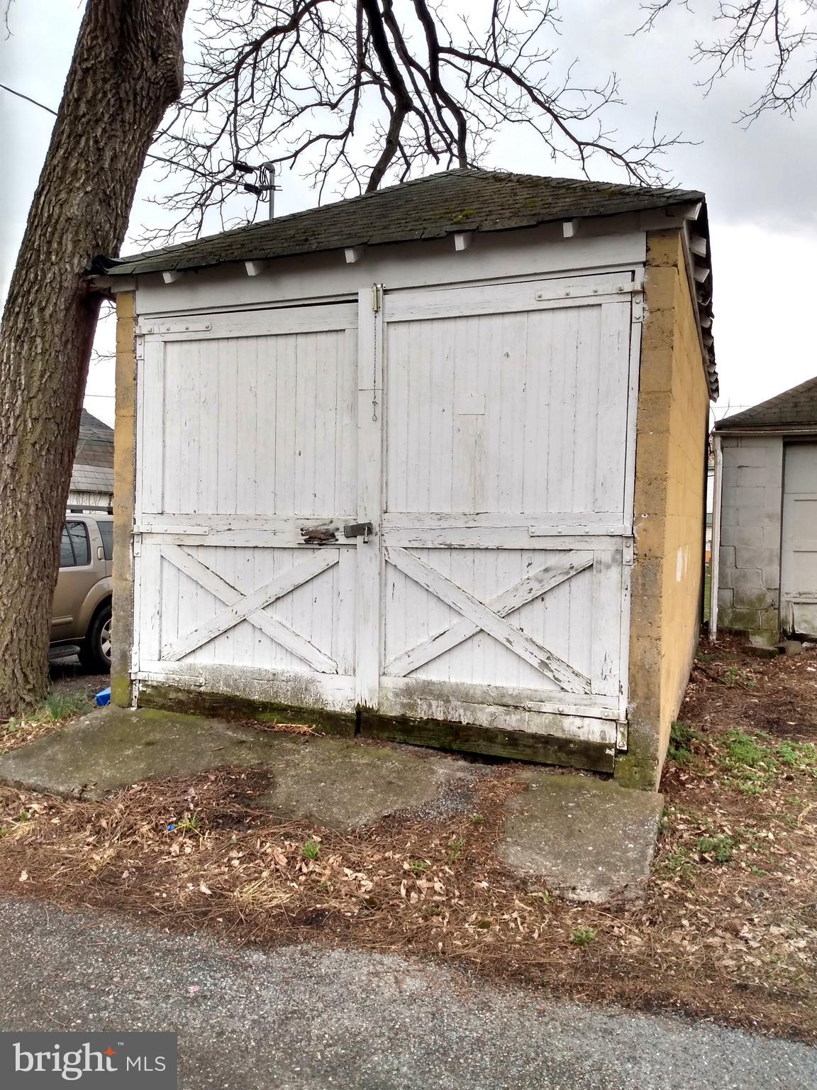 123 West King Street Chambersburg, PA 17201 - Photo 13 of 15 Detached Garage