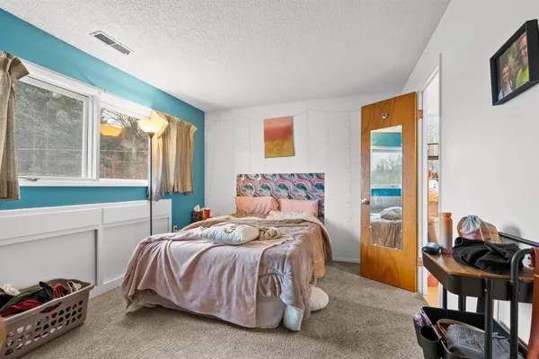 $379,000 | 1002 South Mill Street, Colfax, WA 99111