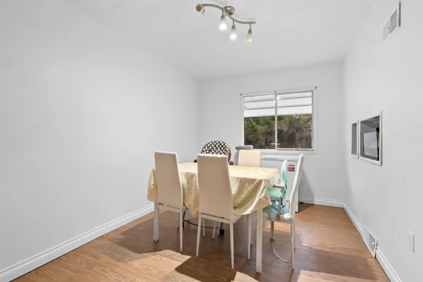 $379,000 | 1002 South Mill Street, Colfax, WA 99111