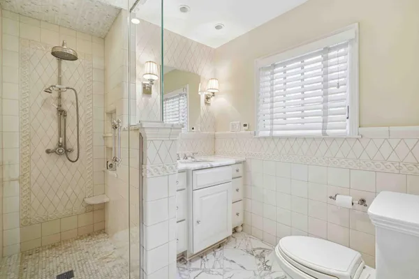 $12,000 | 5969 North Shore Drive, Whitefish Bay, WI 53217