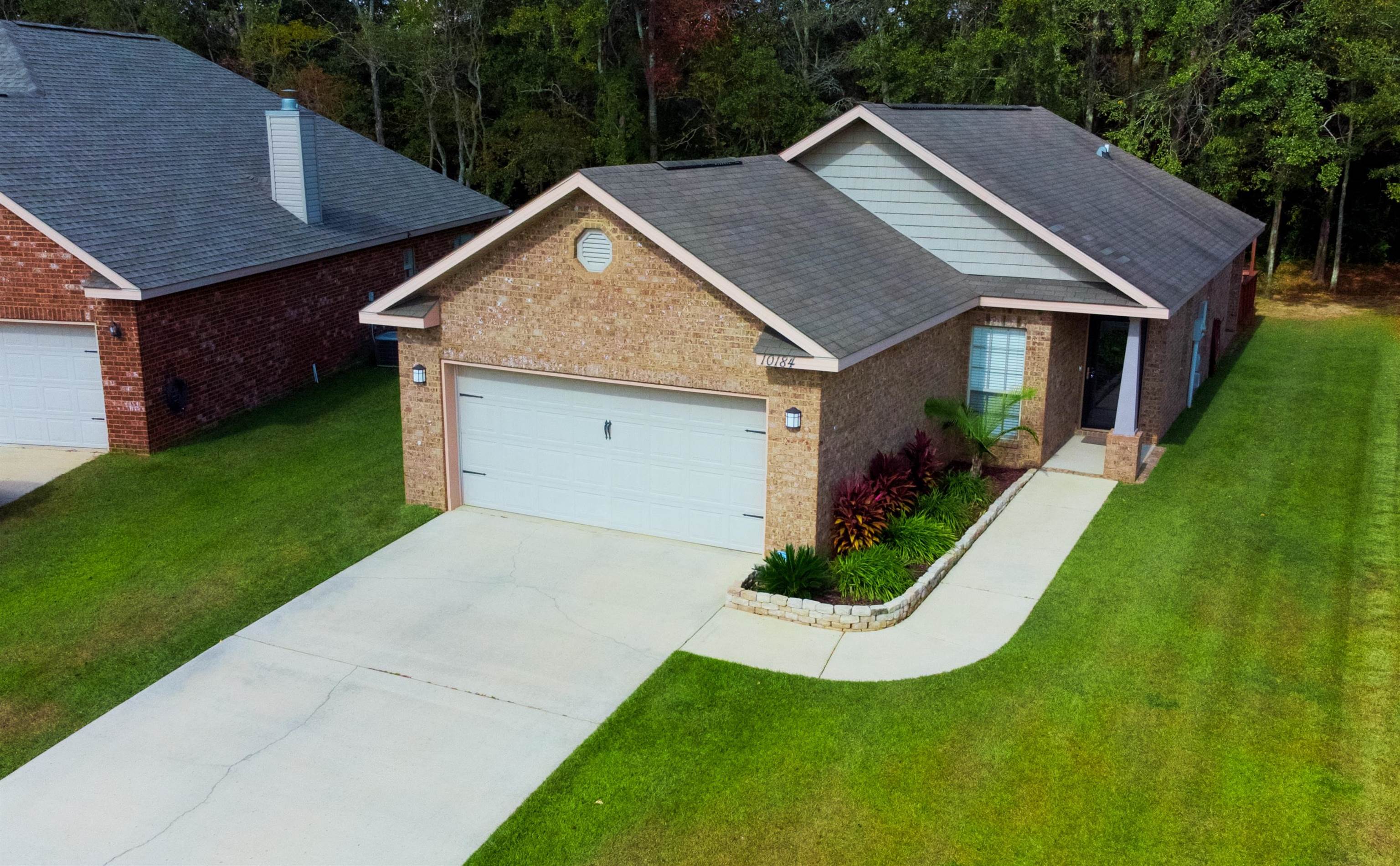 10184 Fionn Loop Daphne, AL 36526 - Photo 1 of 32 front