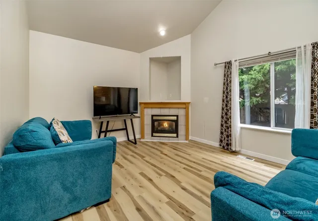 $515,000 | 8717 161st Street East, Puyallup, WA 98375