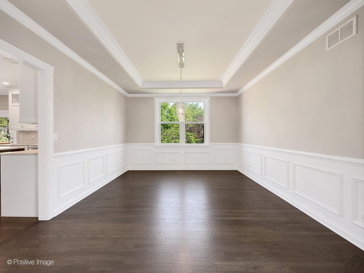 832 Bemis Road Glen Ellyn, IL 60137 - Photo 10 of 62 Gallery Image 10
