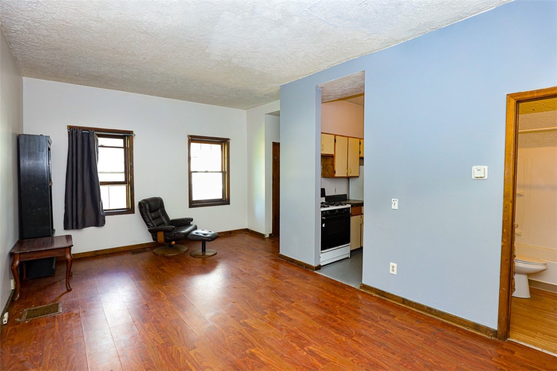 7-9 Salter Place Rochester, NY 14613 - Photo 11 of 25