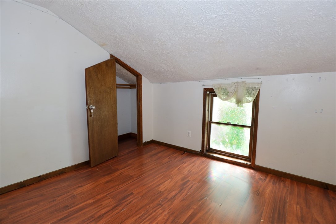 7-9 Salter Place Rochester, NY 14613 - Photo 19 of 25 2nd bedroom in the upstairs apartment
