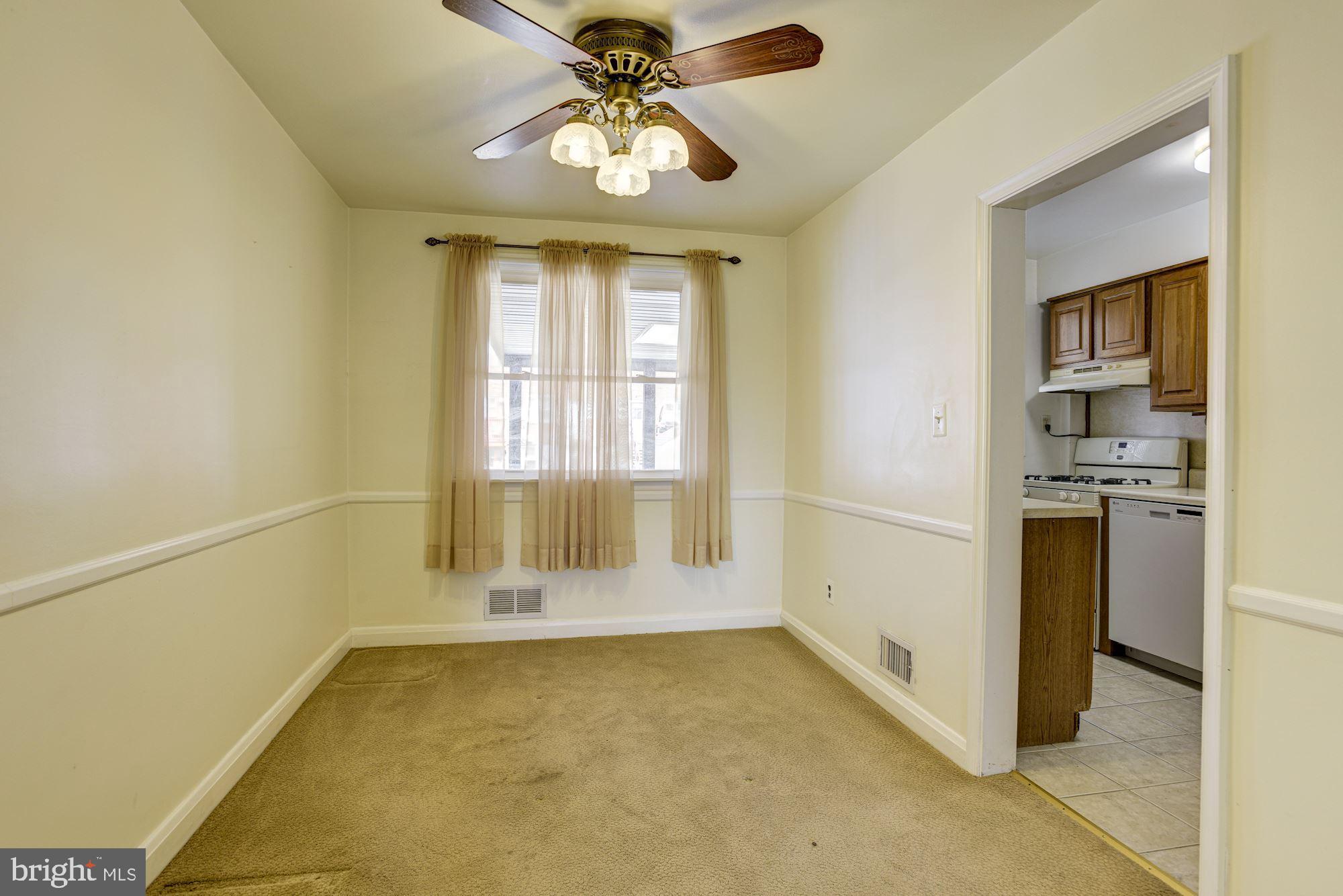 7814 Wynbrook Road Baltimore, MD 21224 - Photo 8 of 26 Dining Room