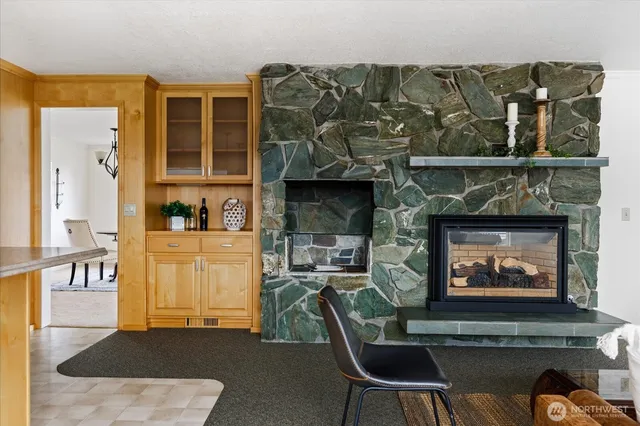 $630,000 | 622 Southwest Fairhaven Drive, Oak Harbor, WA 98277