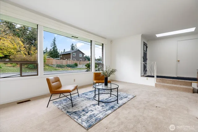 $630,000 | 622 Southwest Fairhaven Drive, Oak Harbor, WA 98277