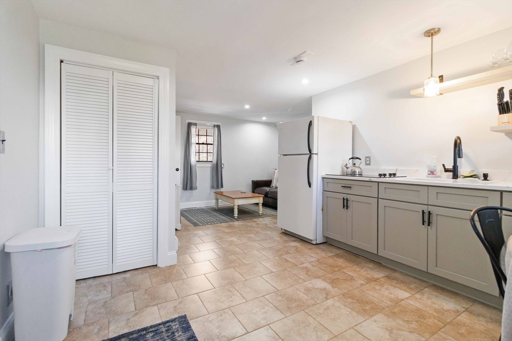 21 A Stowe Road, Unit A Southborough, MA 01772 - Photo 12 of 24