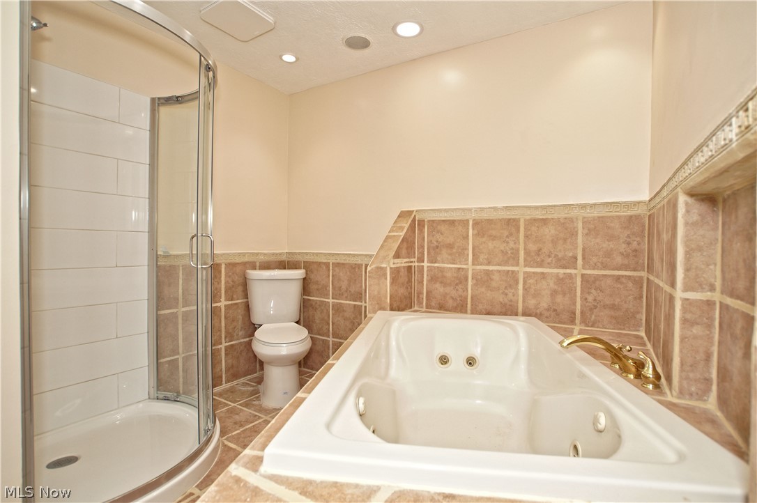 6468 State Road, Unit L9 Parma, OH 44134 - Photo 23 of 34