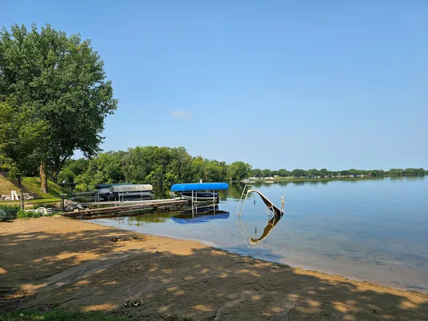 $40,000 | 5288-r23) 53rd Street Northeast, Spicer, MN 56288