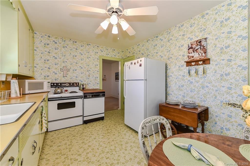4131 County Home Road Conover, NC 28613 - Photo 11 of 29 Gallery Image 11