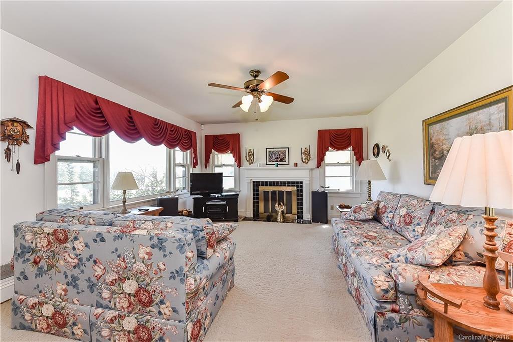 4131 County Home Road Conover, NC 28613 - Photo 4 of 29 Gallery Image 4