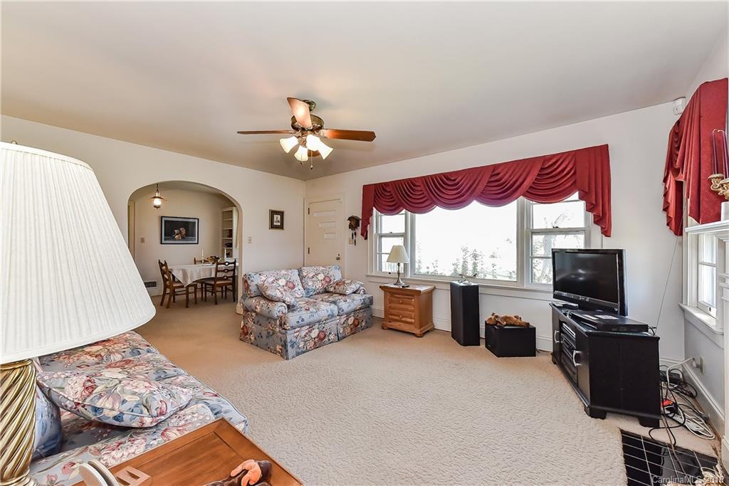 4131 County Home Road Conover, NC 28613 - Photo 6 of 29 Gallery Image 6