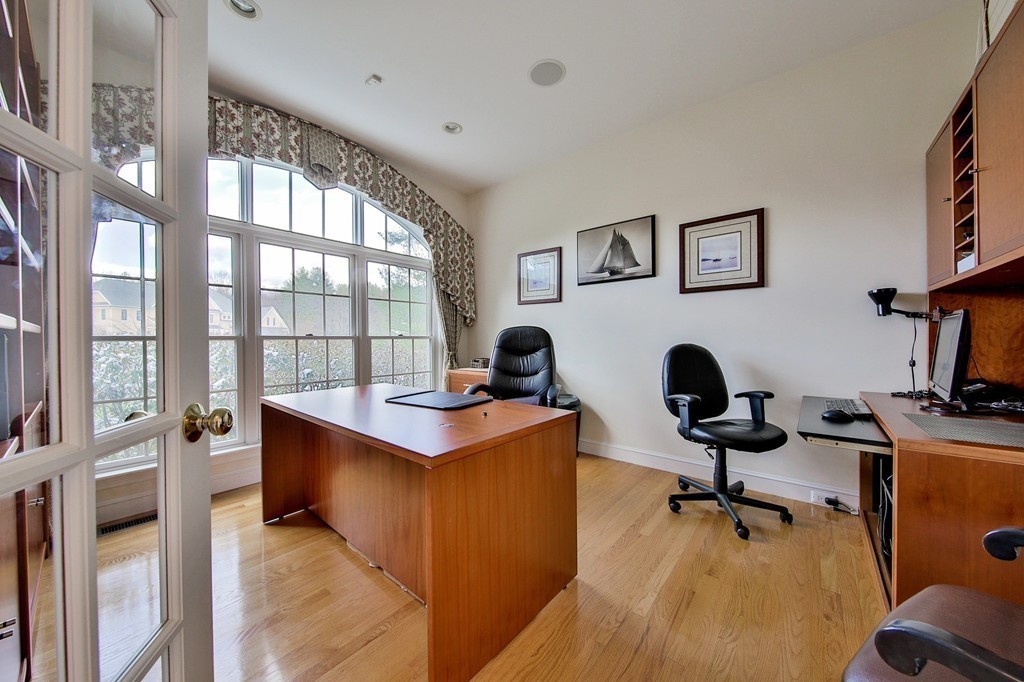 204 Davis Road Carlisle, MA 01741 - Photo 17 of 28 Gallery Image 17