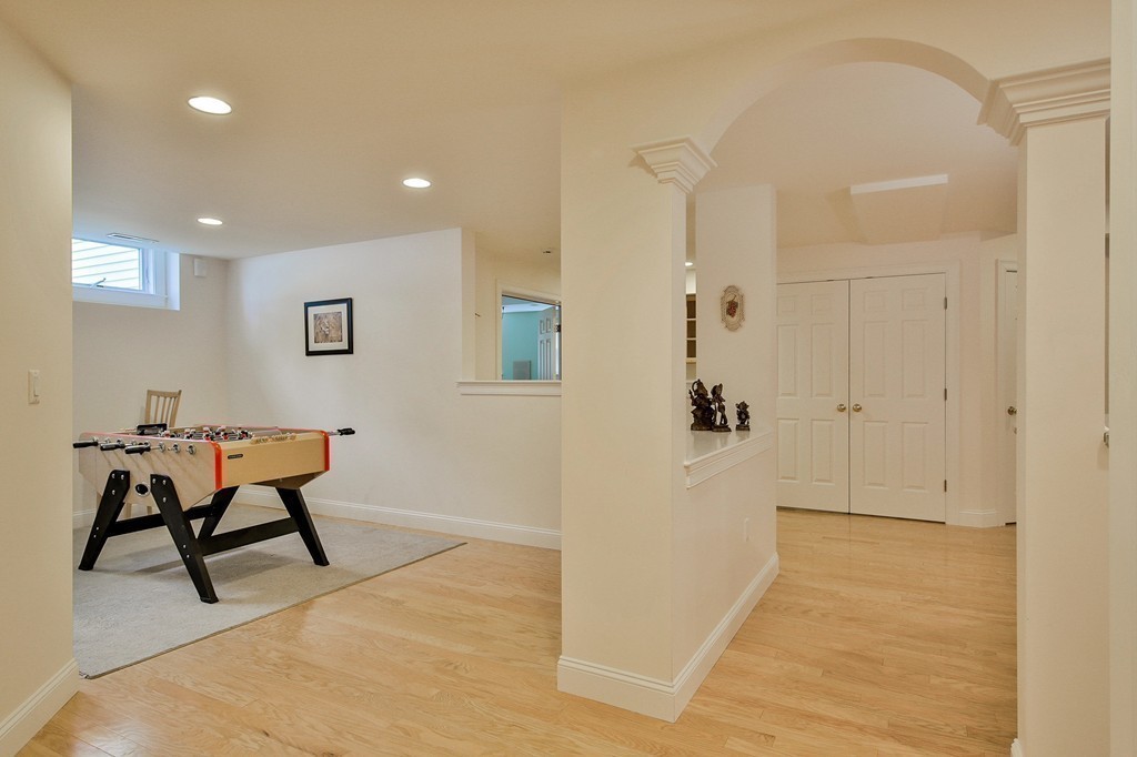 204 Davis Road Carlisle, MA 01741 - Photo 18 of 28 Gallery Image 18