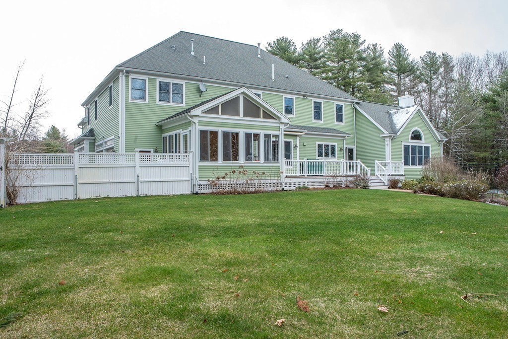204 Davis Road Carlisle, MA 01741 - Photo 26 of 28 Gallery Image 26