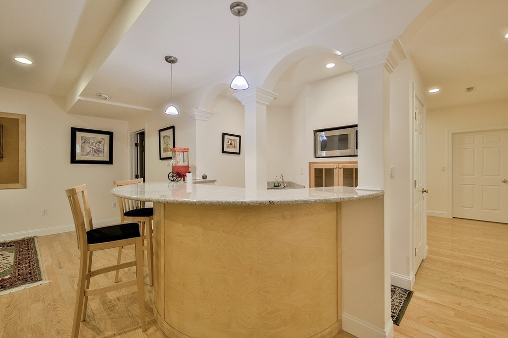 204 Davis Road Carlisle, MA 01741 - Photo 6 of 28 Gallery Image 6