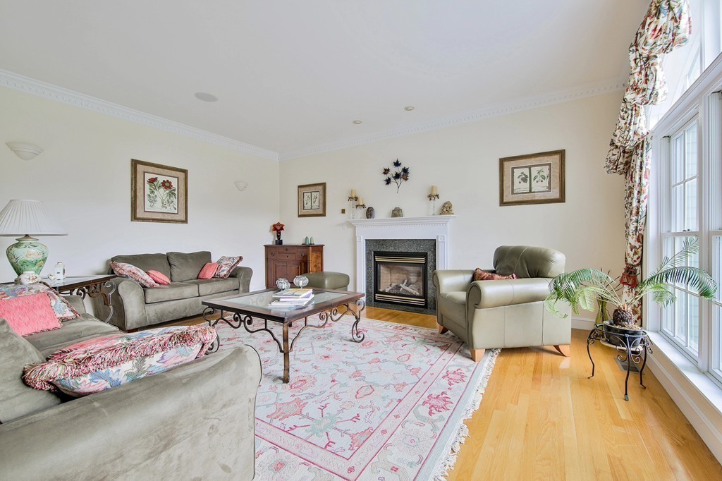 204 Davis Road Carlisle, MA 01741 - Photo 7 of 28 Gallery Image 7
