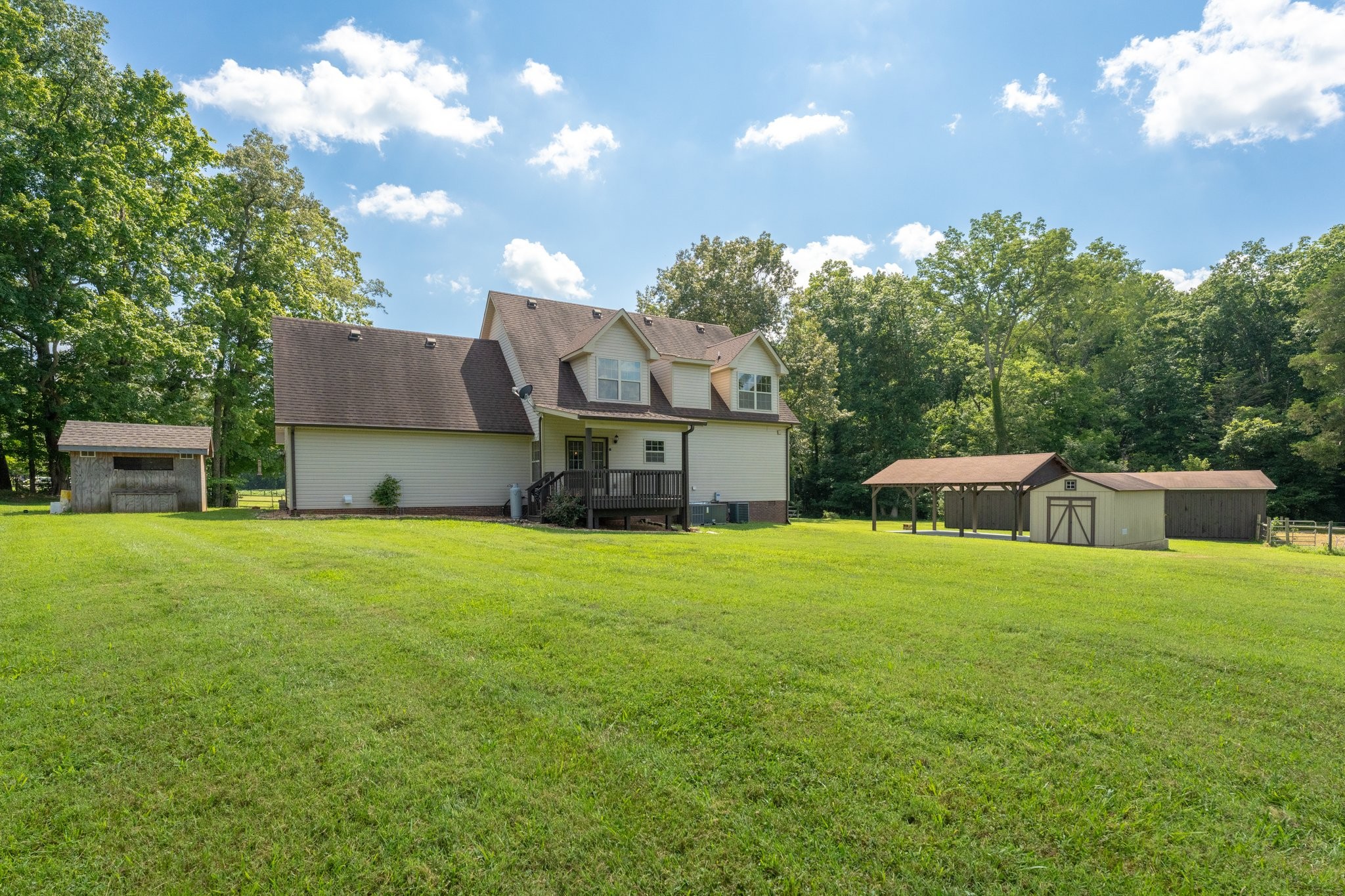 1335 Garrettsburg Road Clarksville, TN 37042 - Photo 32 of 41