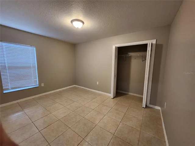 $2,400 | 22707 Roderick Drive, Land O' Lakes, FL 34639