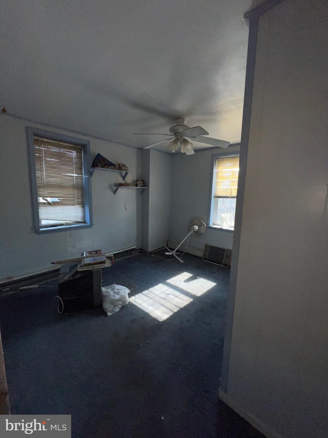 7062 Clinton Road Upper Darby, PA 19082 - Photo 5 of 11