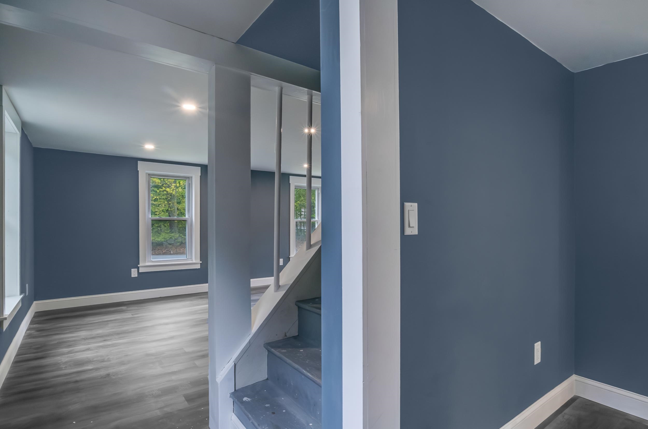 1299 Lake Shore Road Manchester, NH 03109 - Photo 14 of 35
