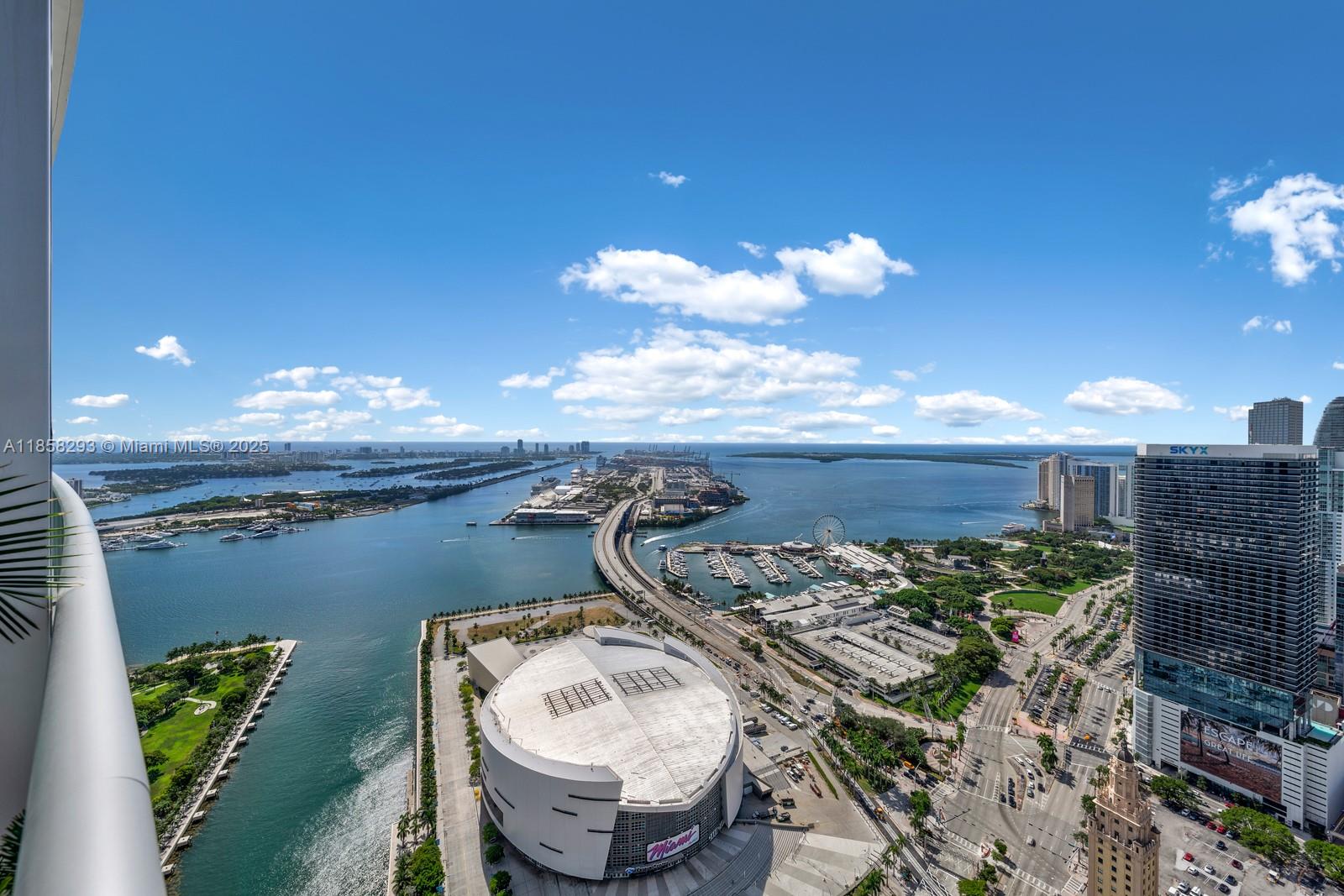 888 Biscayne Boulevard, Unit 5701 Miami, FL 33132 - Photo 25 of 35