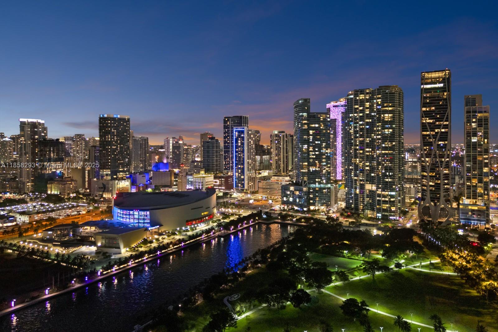 888 Biscayne Boulevard, Unit 5701 Miami, FL 33132 - Photo 33 of 35 a city view