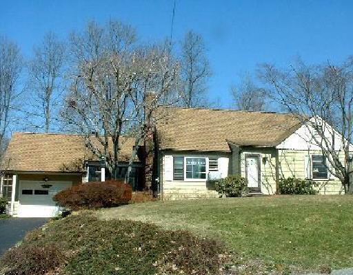 34 Inwood Road Trumbull, CT 06611 - Photo 1 of 1 Gallery Image 1