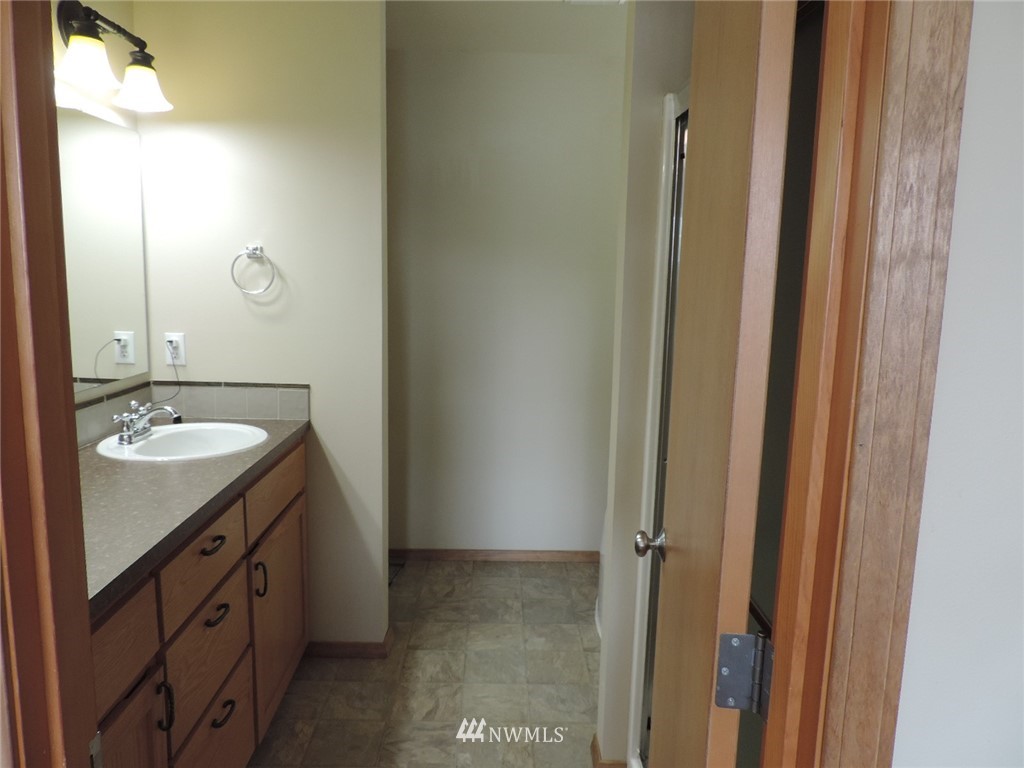 7025 Inlay Street Southeast Lacey, WA 98513 - Photo 16 of 24 Gallery Image 16