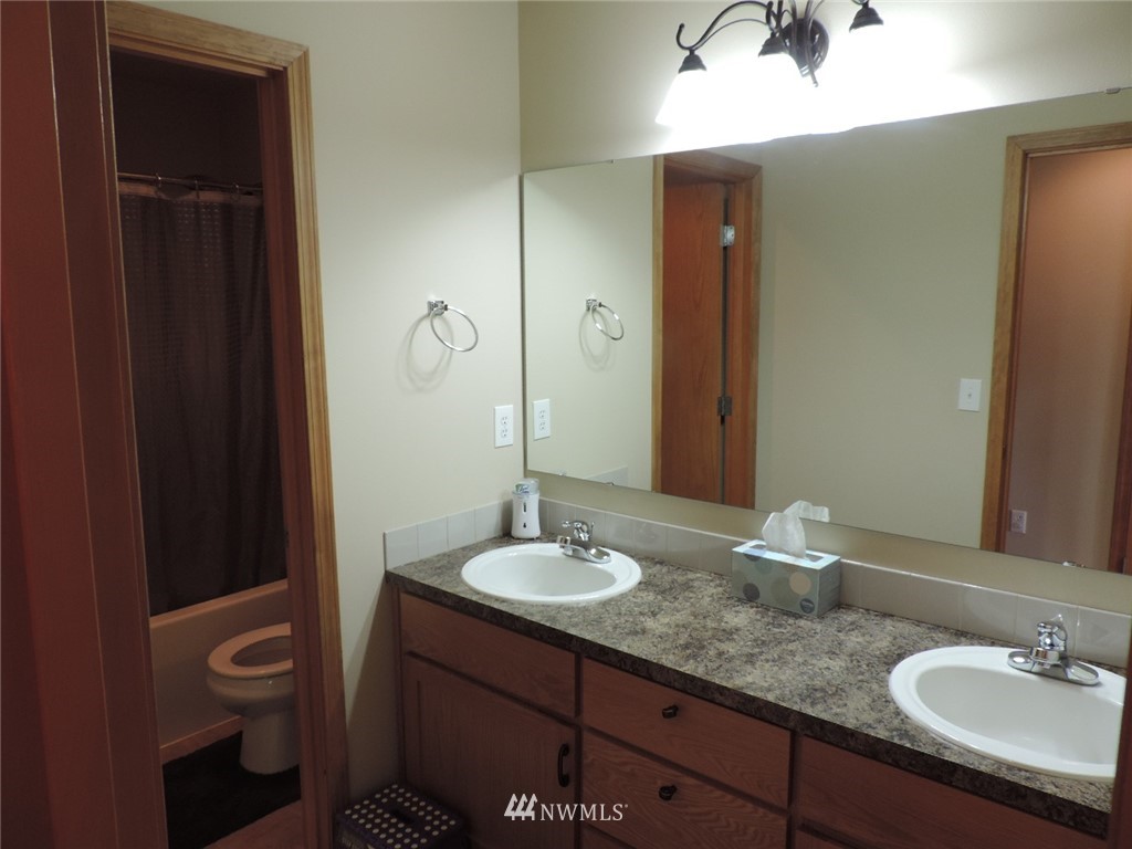 7025 Inlay Street Southeast Lacey, WA 98513 - Photo 19 of 24 Gallery Image 19