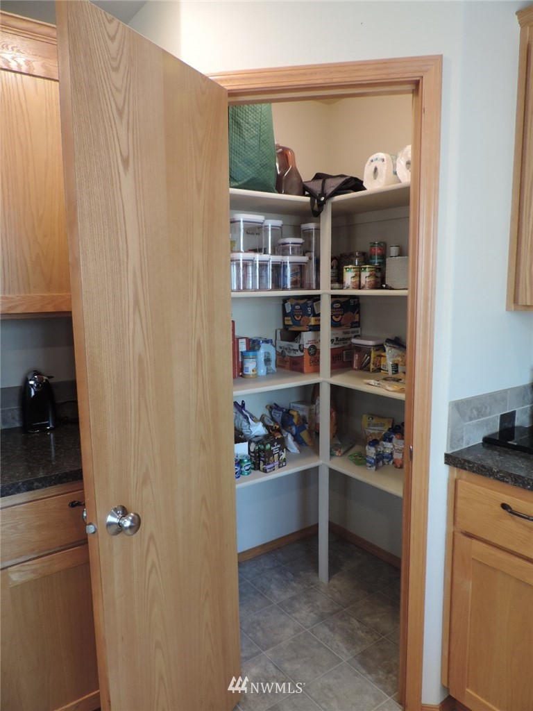 7025 Inlay Street Southeast Lacey, WA 98513 - Photo 8 of 24 Gallery Image 8