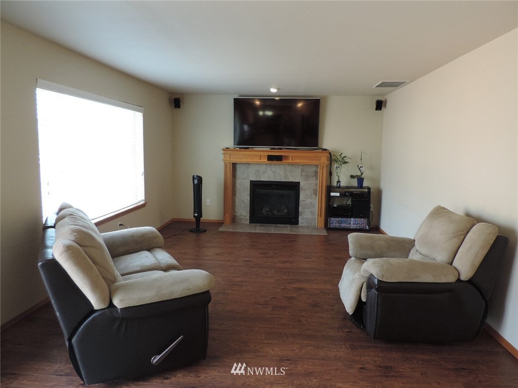 7025 Inlay Street Southeast Lacey, WA 98513 - Photo 9 of 24 Gallery Image 9