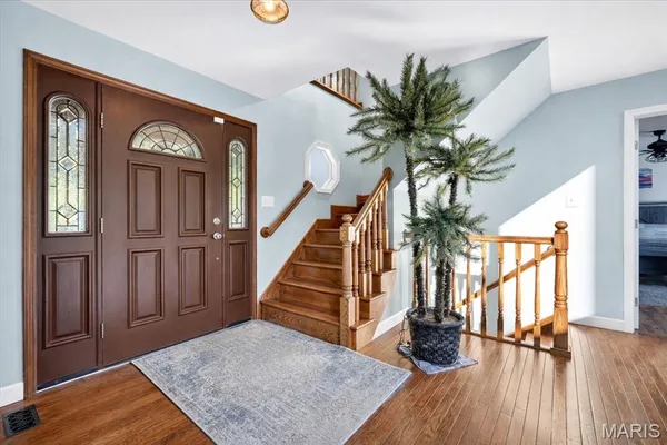 $599,900 | 9381 East Vista Drive, Hillsboro, MO 63050