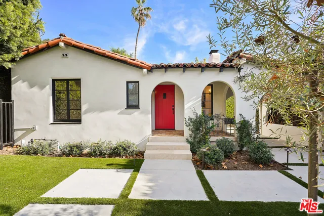 $11,995 | 318 Huntley Drive, West Hollywood, CA 90048