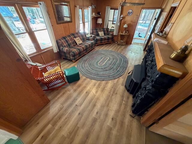 80 Diamond Lake Loop Chemult, OR 97731 - Photo 13 of 36 a view of living room