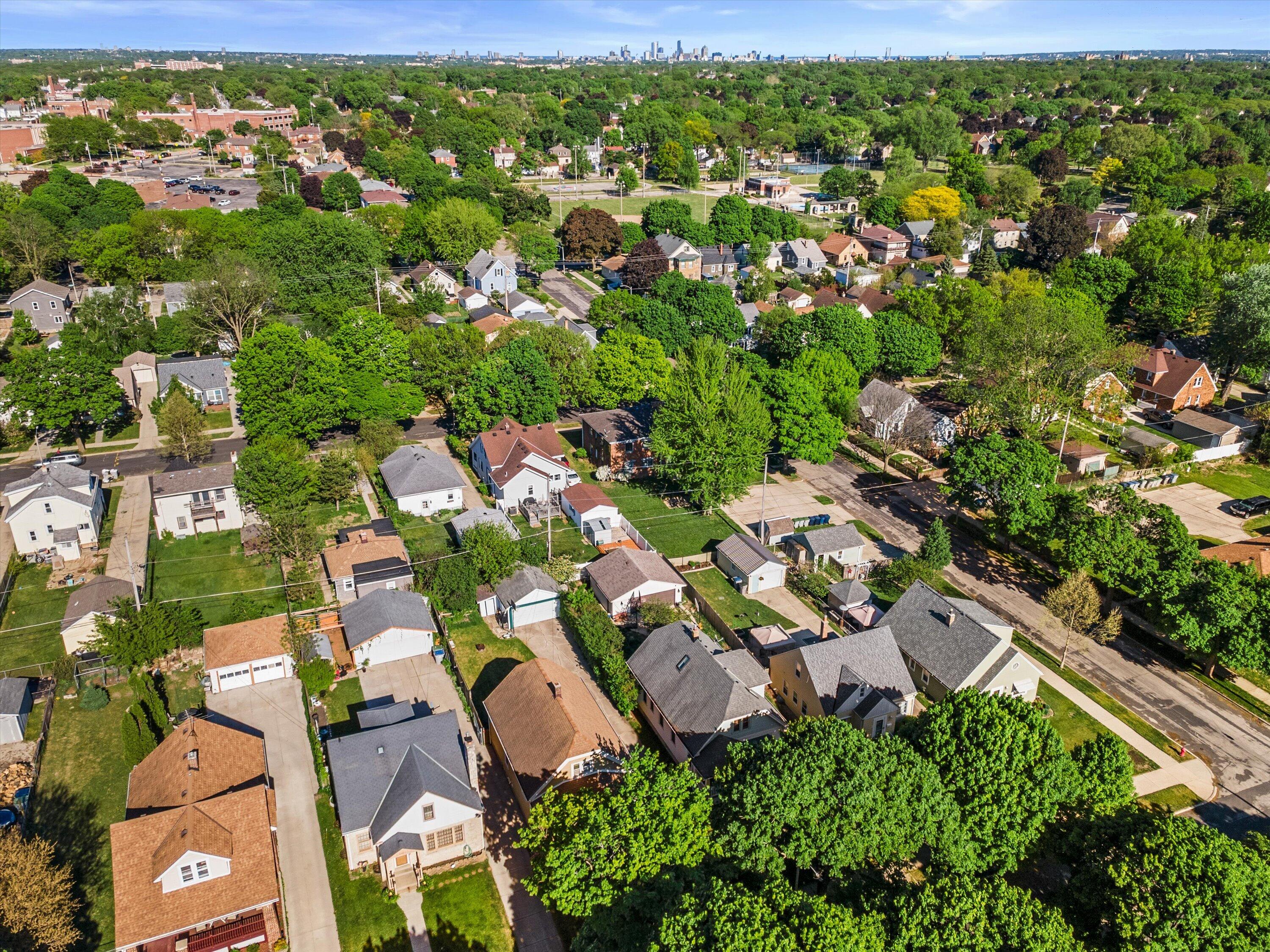 3018 North 74th Street Milwaukee, WI 53210 - Photo 48 of 52 Enderis Park overhead view