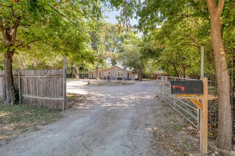 $995,000 | 708-712 Nowotny Lane, Austin, TX 78702
