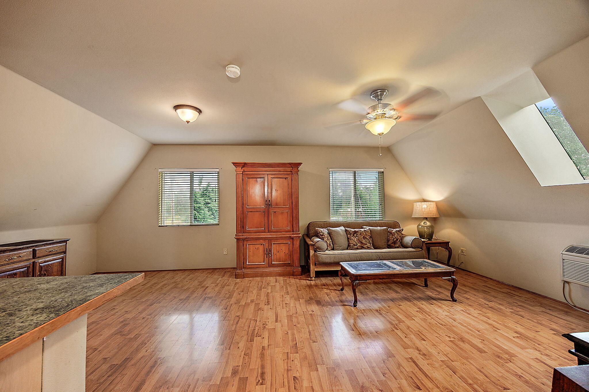 4151 Lower River Road Grants Pass, OR 97526 - Photo 73 of 86 apartment above shop
